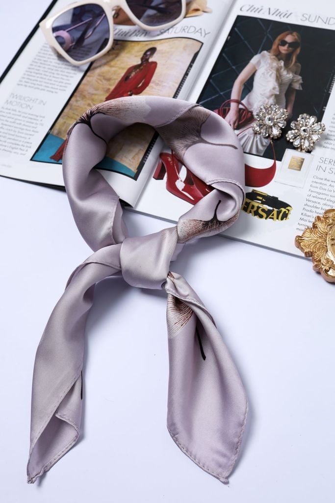 FKO131 - Khăn lụa vuông cao cấp nhiều hoạ tiết thời trang - PANTIO