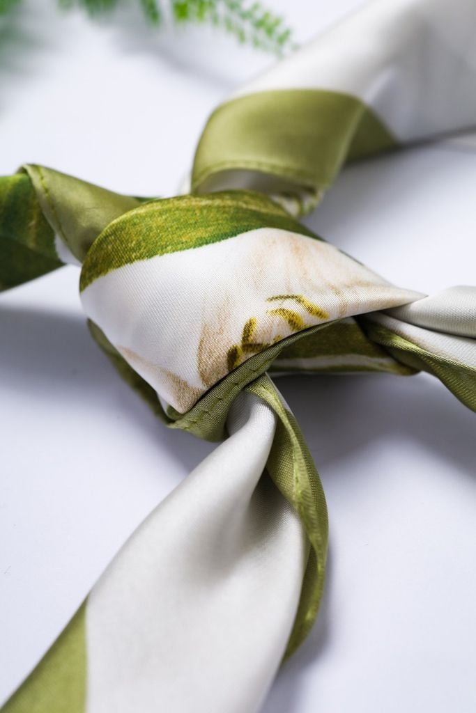 FKO131 - Khăn lụa vuông cao cấp nhiều hoạ tiết thời trang - PANTIO