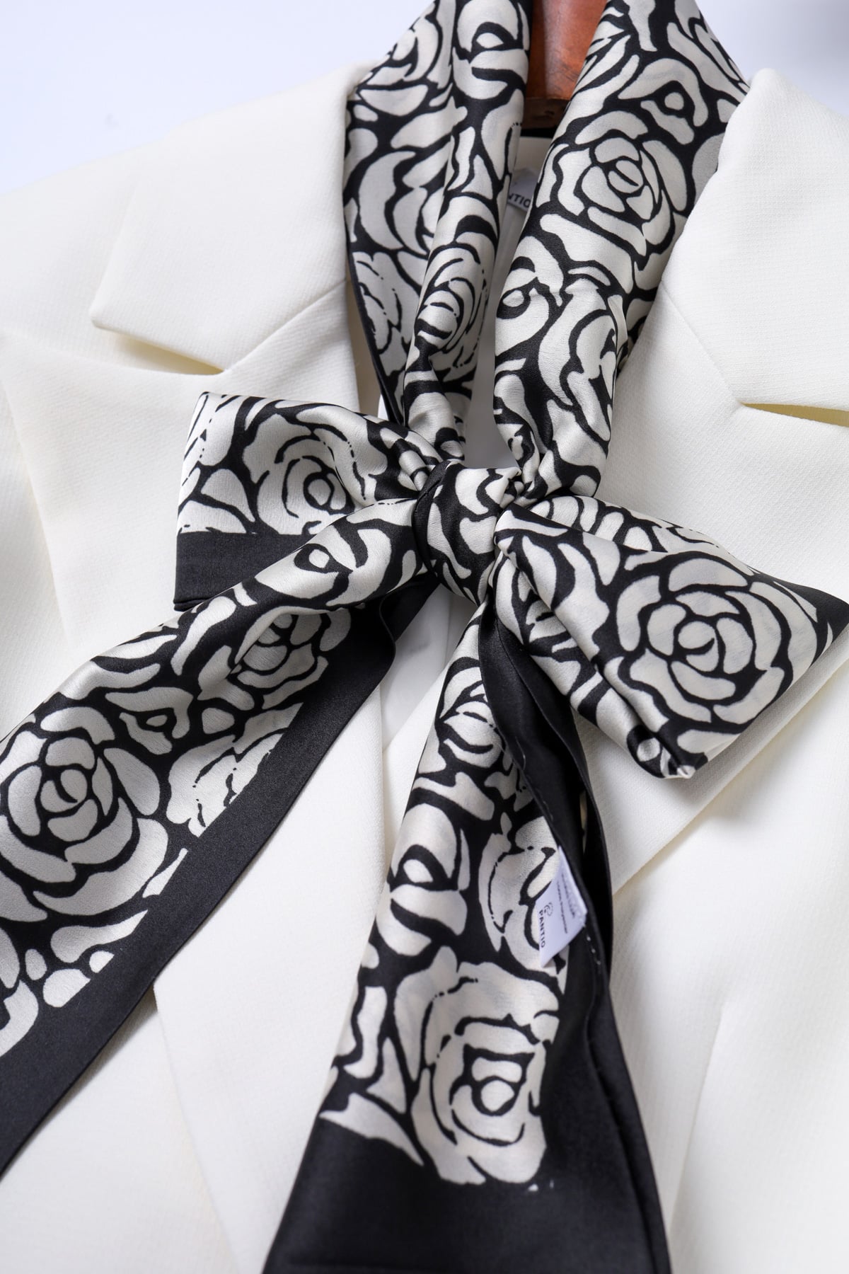 FKO132 - Khăn lụa cao cấp dáng dài nhiều hoạ tiết thời trang - PANTIO