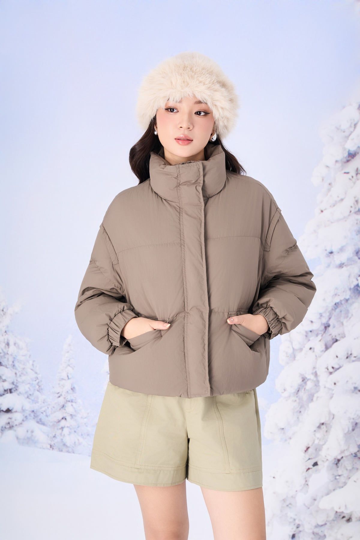 FQN3367 - Quần short vải kaki dáng A ống quần phối đường viền thời trang khoá thân trước - PANTIO