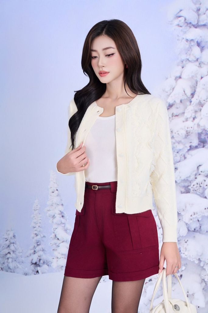 FOL524 - Áo len cao cấp dáng ôm ngắn cổ tròn thân áo phối tua rua thời trang gấu áo bo chun ôm cài khuy thân trước - PANTIO