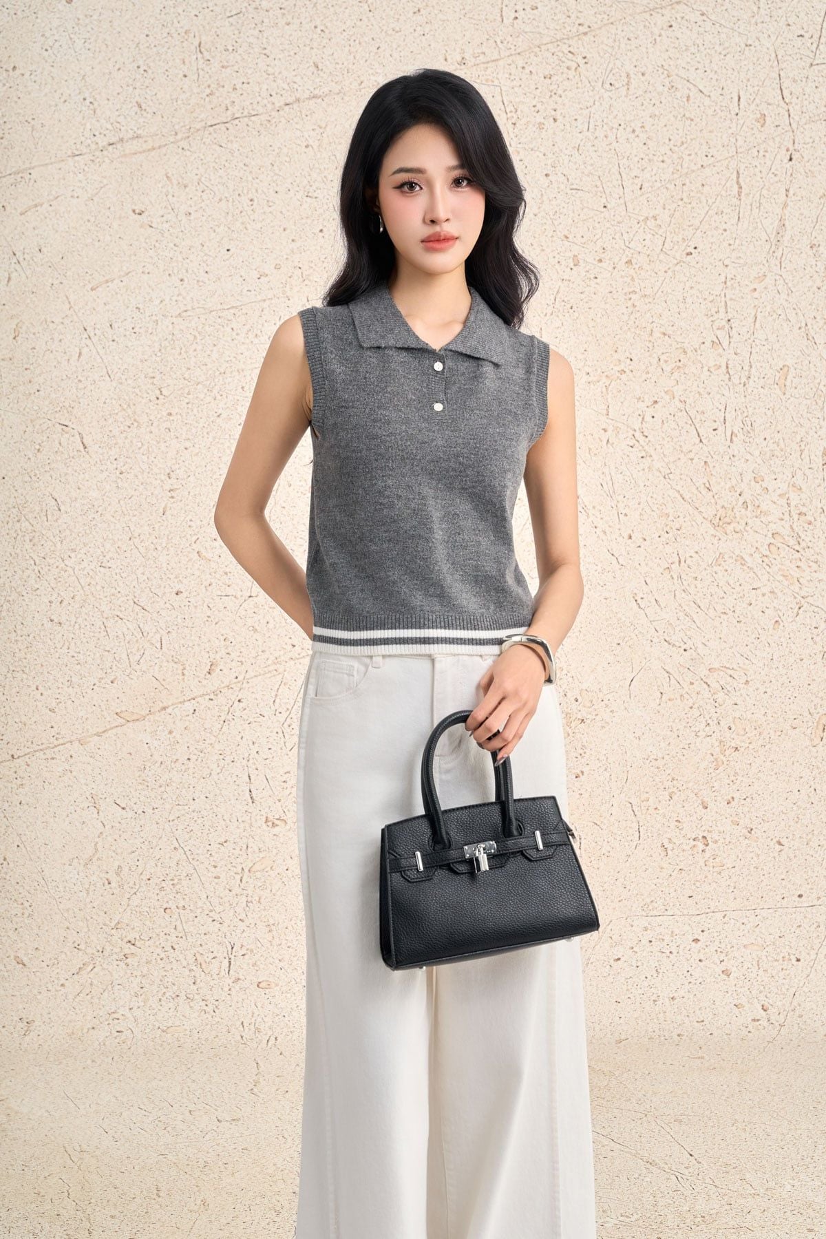 FOL531 - Áo len cao cấp dáng ôm cổ bẻ phối khuy không tay gấu áo có hoạ tiết đường kẻ tạo kiểu - PANTIO