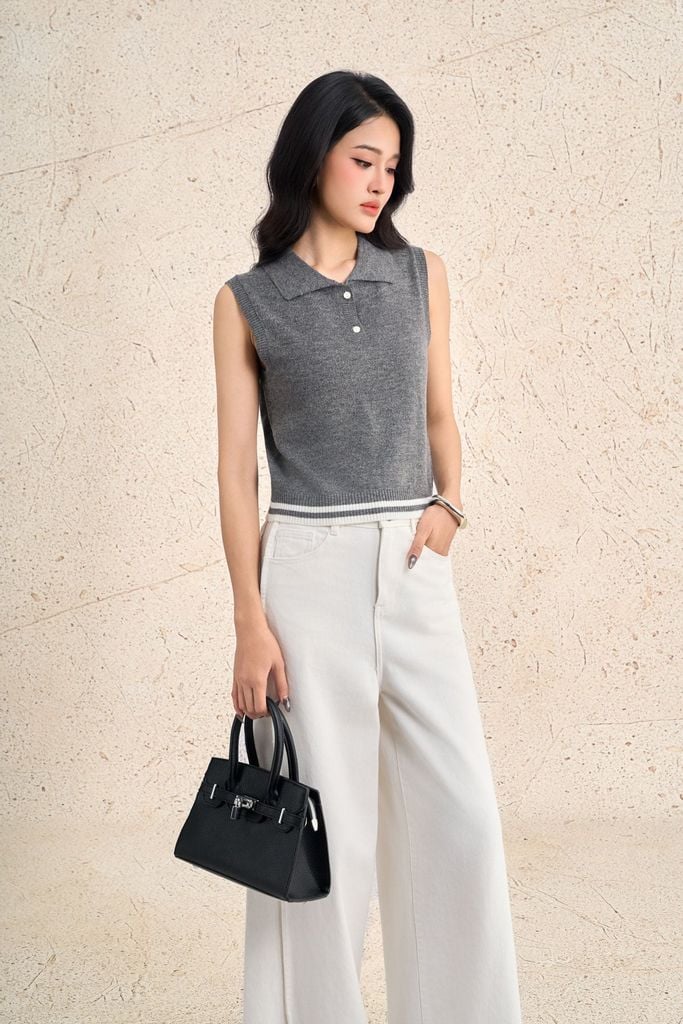 FOL531 - Áo len cao cấp dáng ôm cổ bẻ phối khuy không tay gấu áo có hoạ tiết đường kẻ tạo kiểu - PANTIO