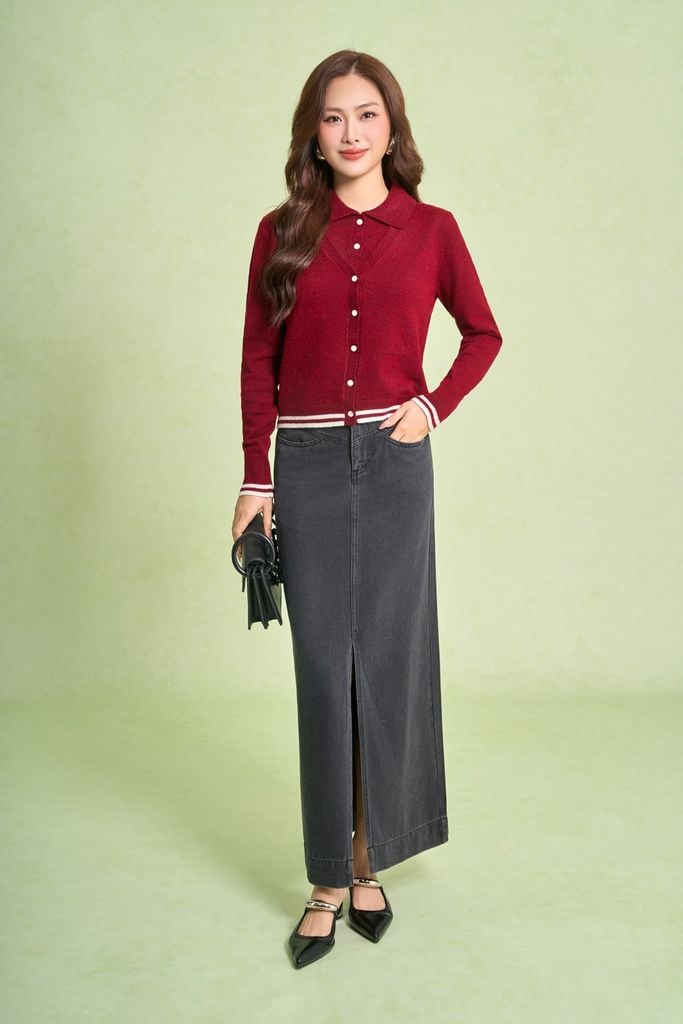 FOL532 - Áo len cao cấp dáng ôm cổ xẻ V tay dài gấu áo phối hoạ tiết đường kẻ tạo kiểu cài khuy thân trước - PANTIO