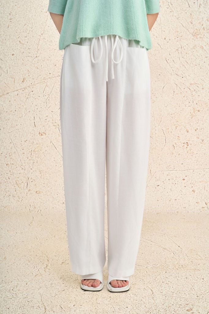 FQD71212 - Quần dài dạo phố vải thô mỏng dáng suông ống rộng cạp chun phối dây thắt tạo kiểu - PANTIO