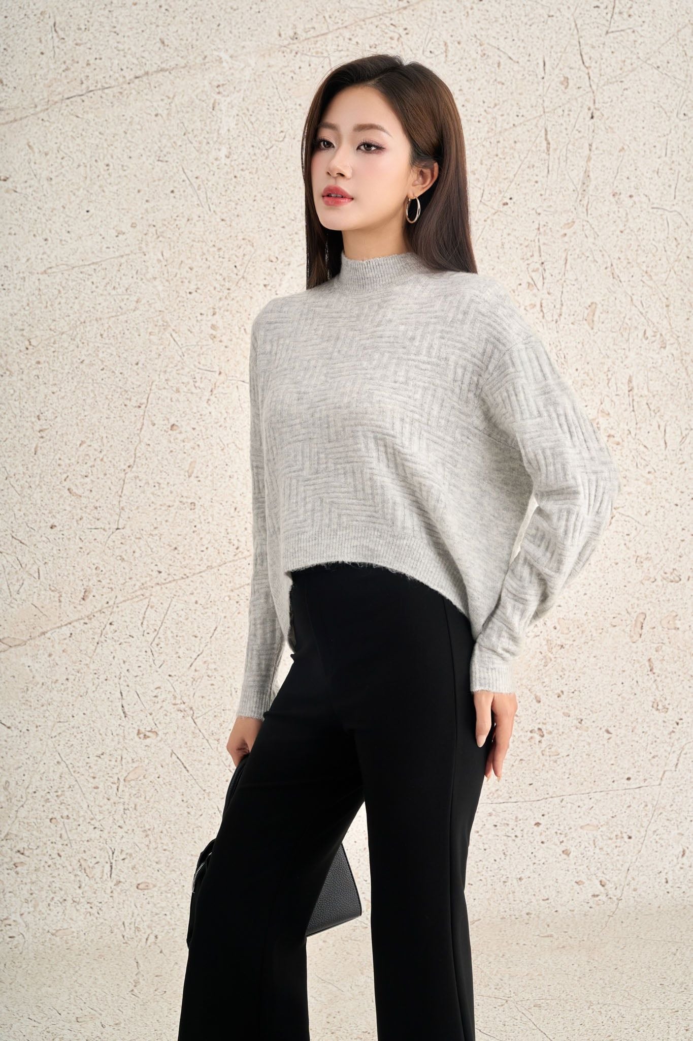 FOL564 - Áo len cao cấp dáng suông cổ tròn tay dài gấu áo đuôi tôm thời trang - PANTIO