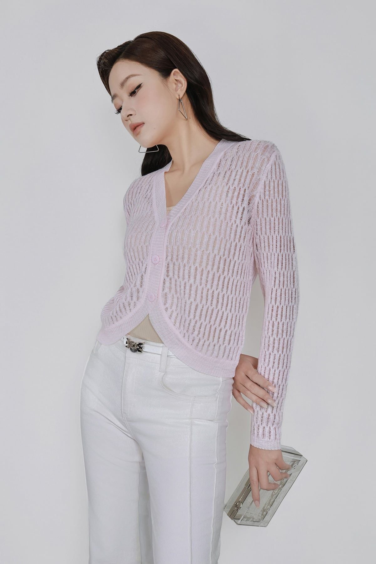 FOL569 - Áo len cao cấp vải len mỏng dáng ôm cổ xẻ V thân áo phối khuy đá thời trang - PANTIO