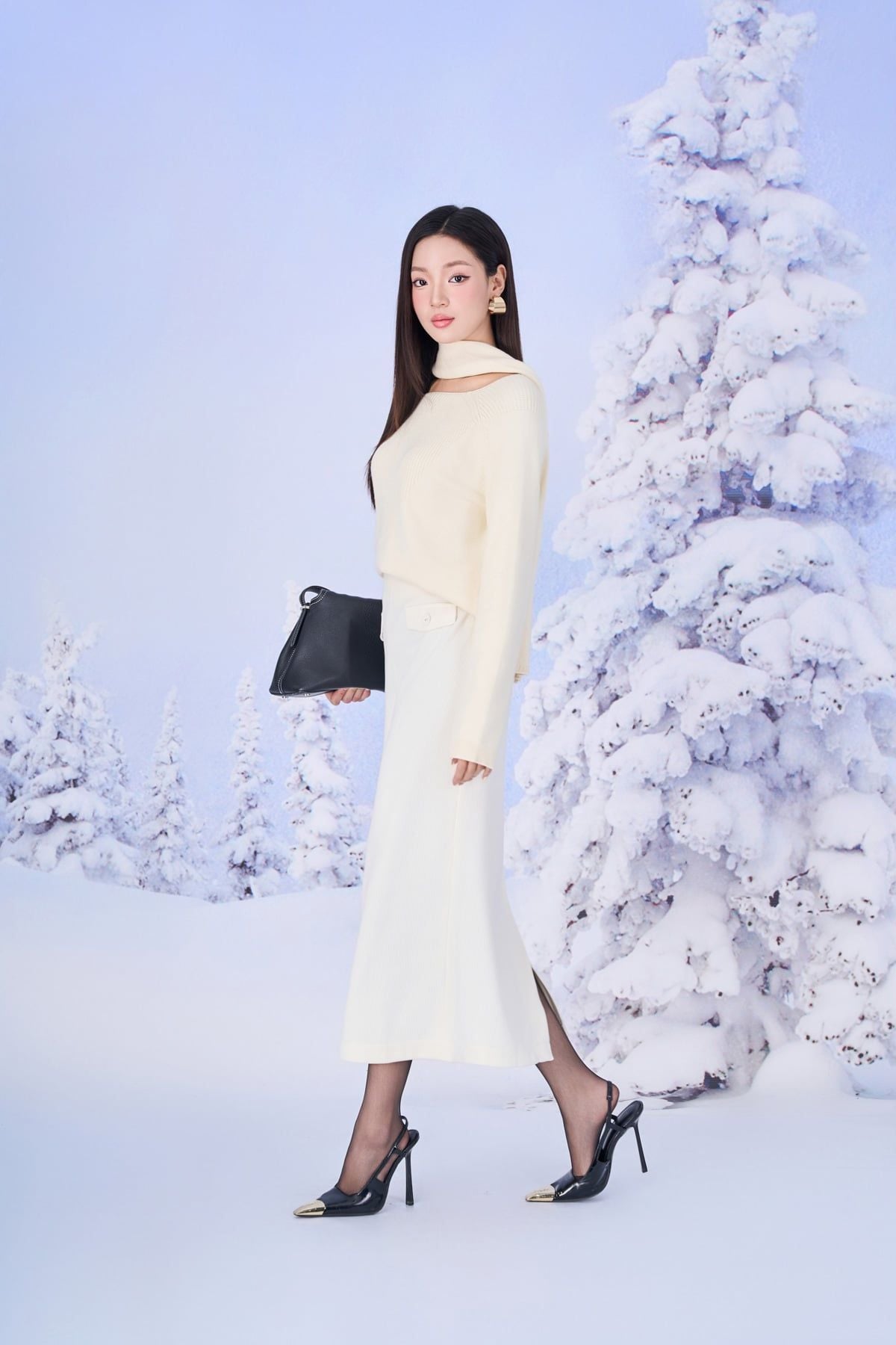 FOL610 - Áo len cao cấp dáng suông cổ thuyền kèm khăn quàng tạo kiểu - PANTIO