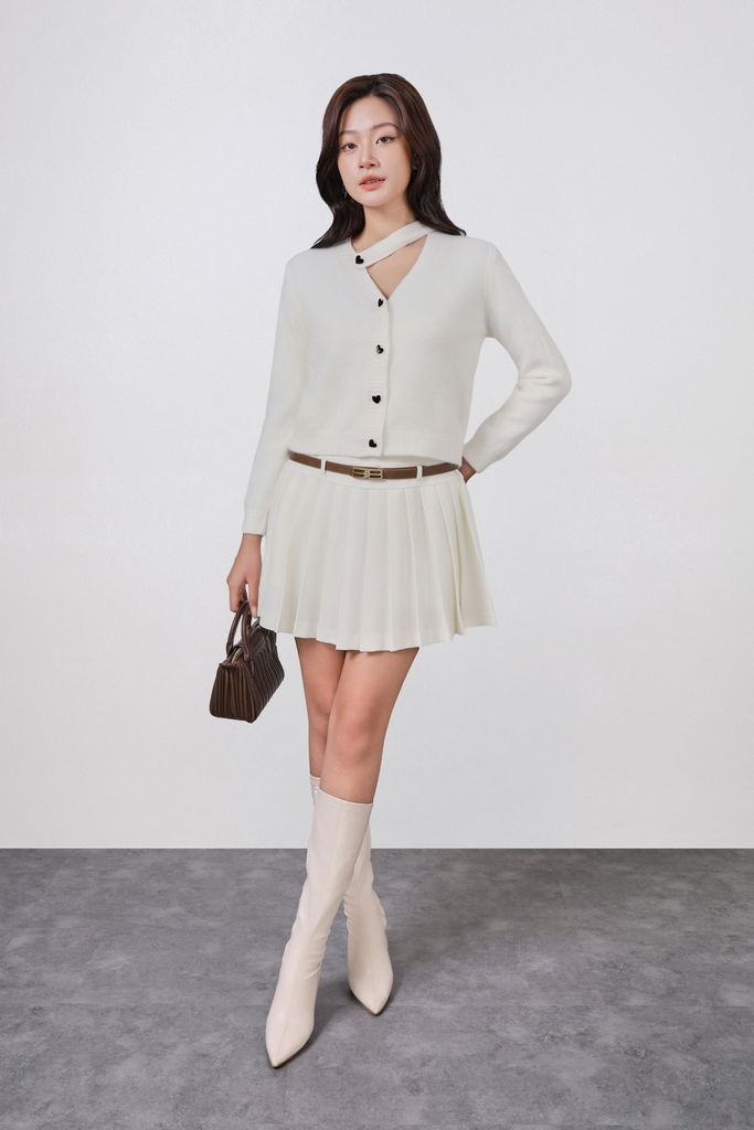 FOL617 - Áo len thời trang cao cấp dáng suông cổ xẻ V phối dây lệch dài tay thân áo phối khuy thời trang - PANTIO