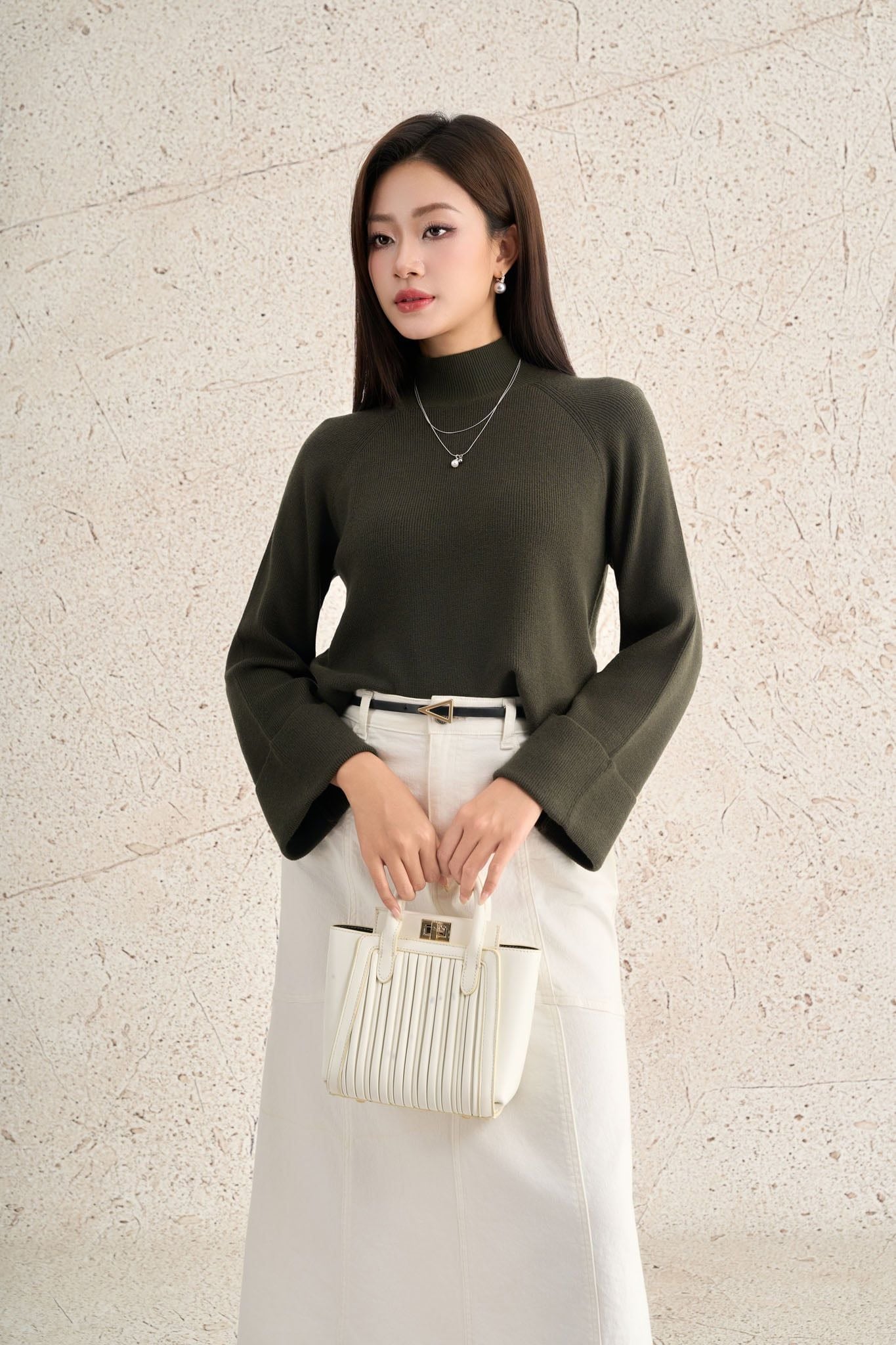 FOL646 - Áo len cao cấp dáng suông cổ cao tay rộng tạo kiểu - PANTIO