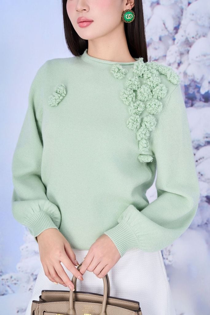 FOL651 - Áo len cao cấp dáng suông cổ tròn vai áo đính hoa thời trang tay phồng bo gấu tạo kiểu - PANTIO