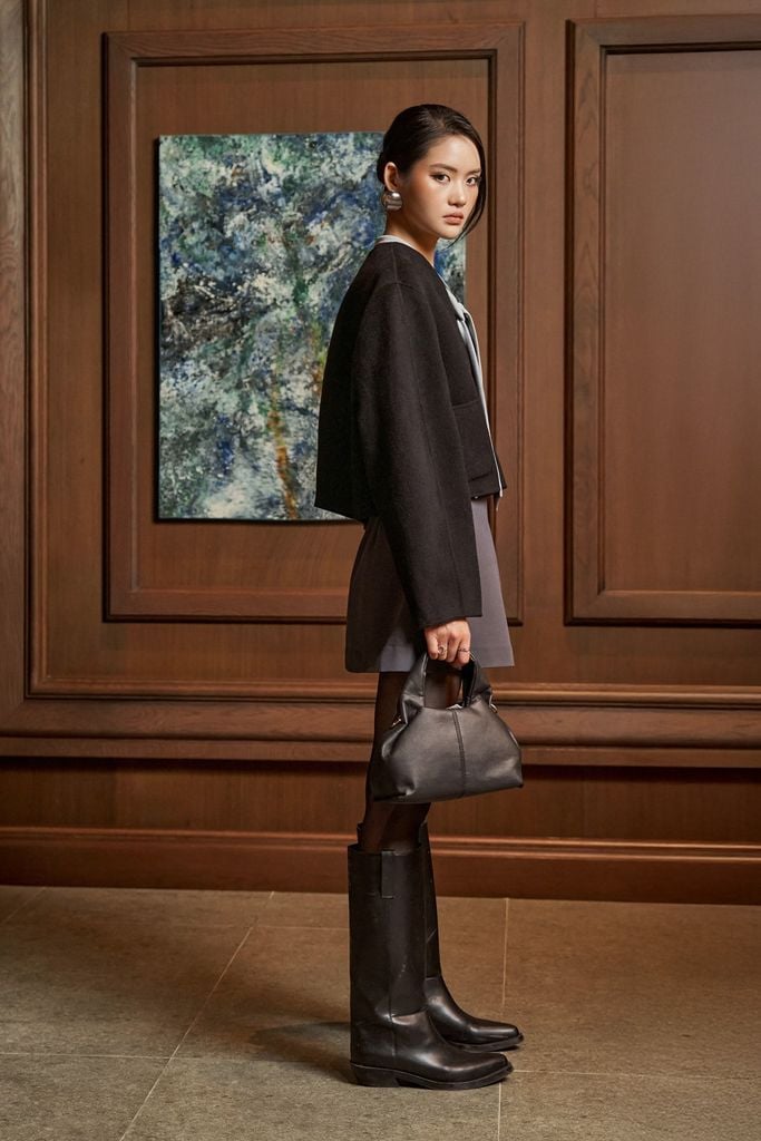 FVO077 - Áo Khoác dạ lông cừu cao cấp dáng lửng cổ V thân áo đính khuy thời trang - PANTIO