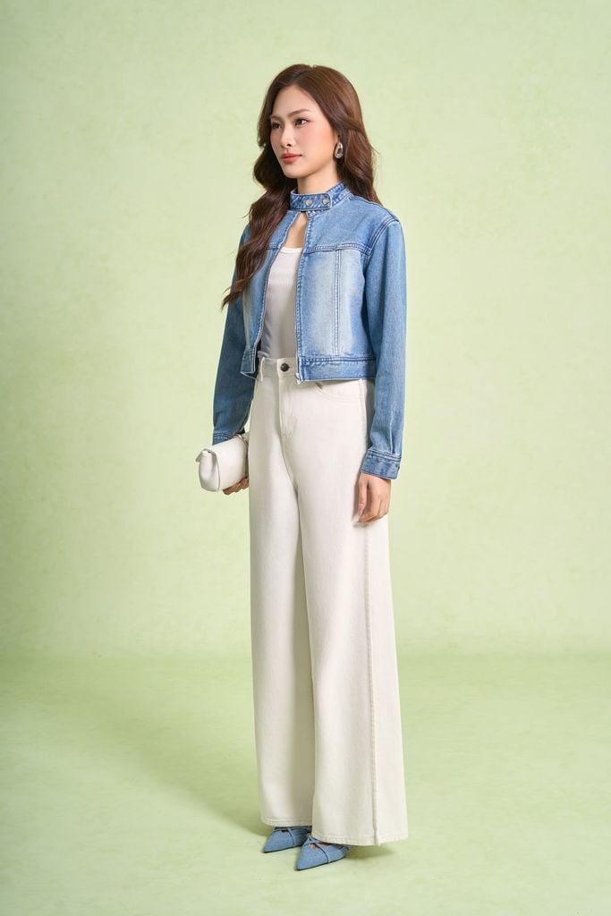 FVO084 - Áo khoác denim cao cấp dáng ngắn cổ cao tay dài thân áo phối khóa kim loại tạo kiểu - PANTIO