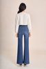 FVO085 - Áo khoác jean dáng croptop cổ tròn tay dài thân áo có túi tạo kiểu - PANTIO