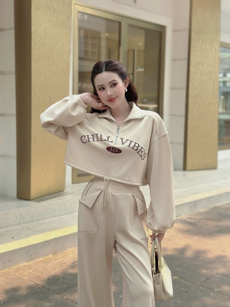 BAK93718 - Áo kiểu dạo phố vải thun cotton dáng croptop cổ bẻ phối khóa kim loại thân áo in hoạ tiết gấu bo chun ôm - JAN.