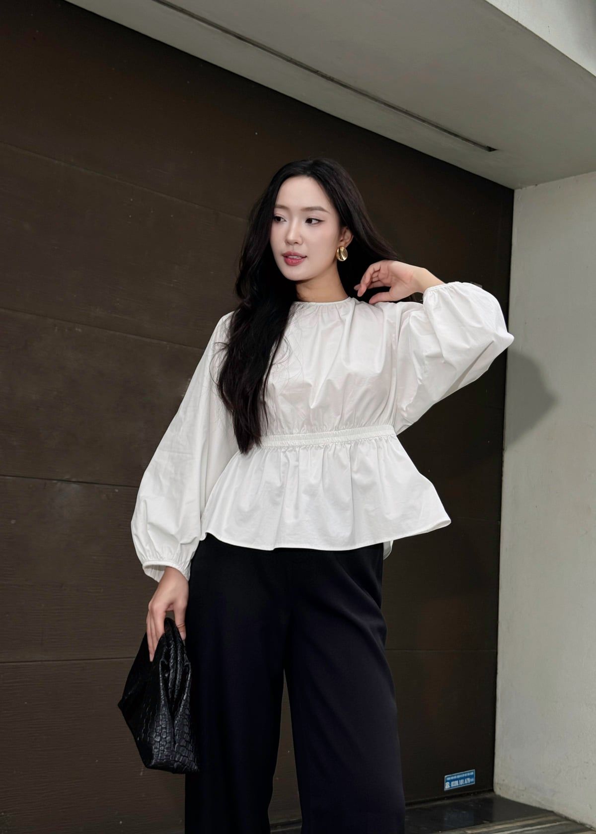 FAS54069 - Áo sơ mi dạo phố vải thô kate dáng peplum cổ tròn tay phồng dài eo phối chun ôm thời trang - PANTIO