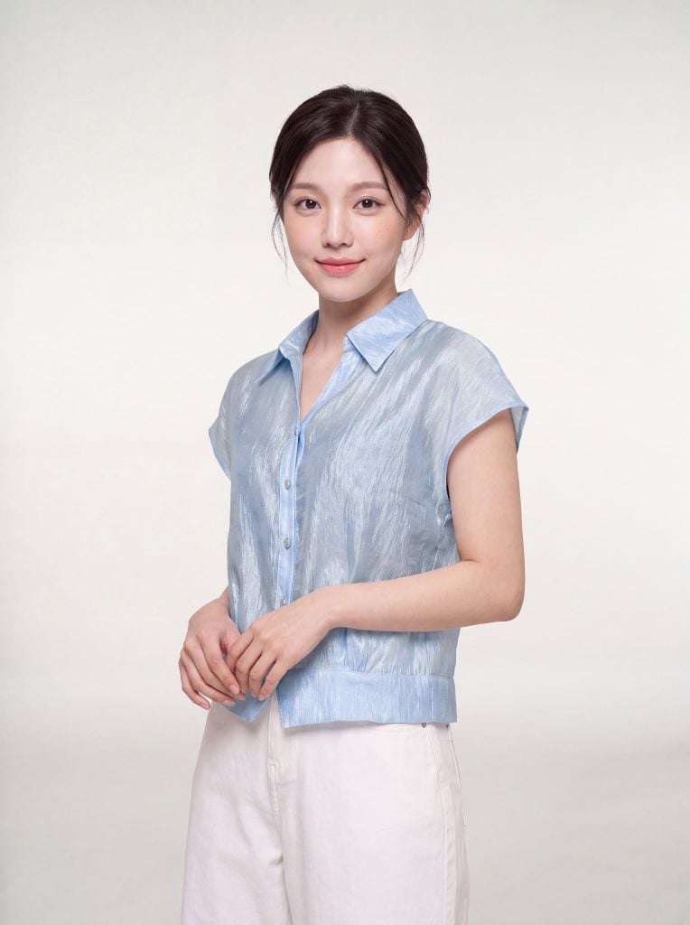 Sơ mi nữ sát nách GrusZ mã 010226081GZTT FI21