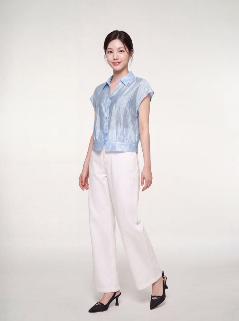 Sơ mi nữ sát nách GrusZ mã 010226081GZTT FI21