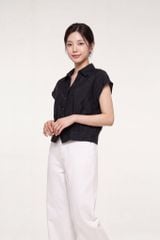 Sơ mi nữ sát nách GrusZ mã 010226081GZTT FI22