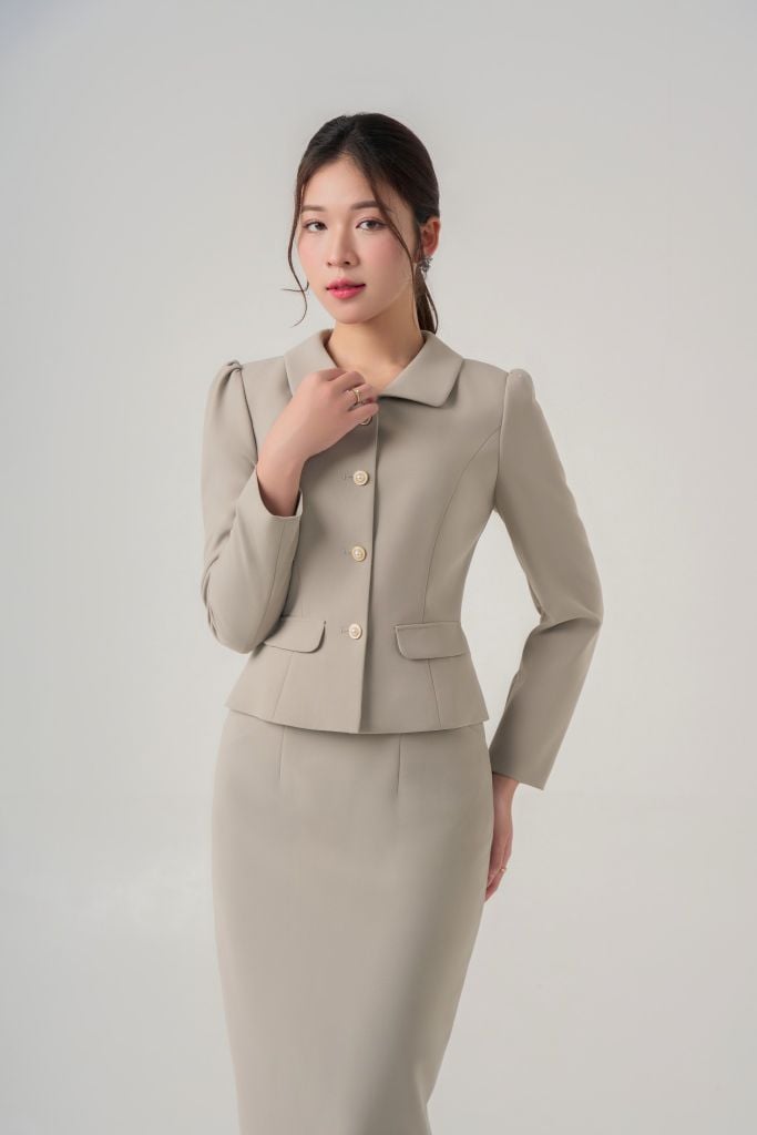 Bộ áo khoác váy nữ May 10 mã 030224350TD VG091