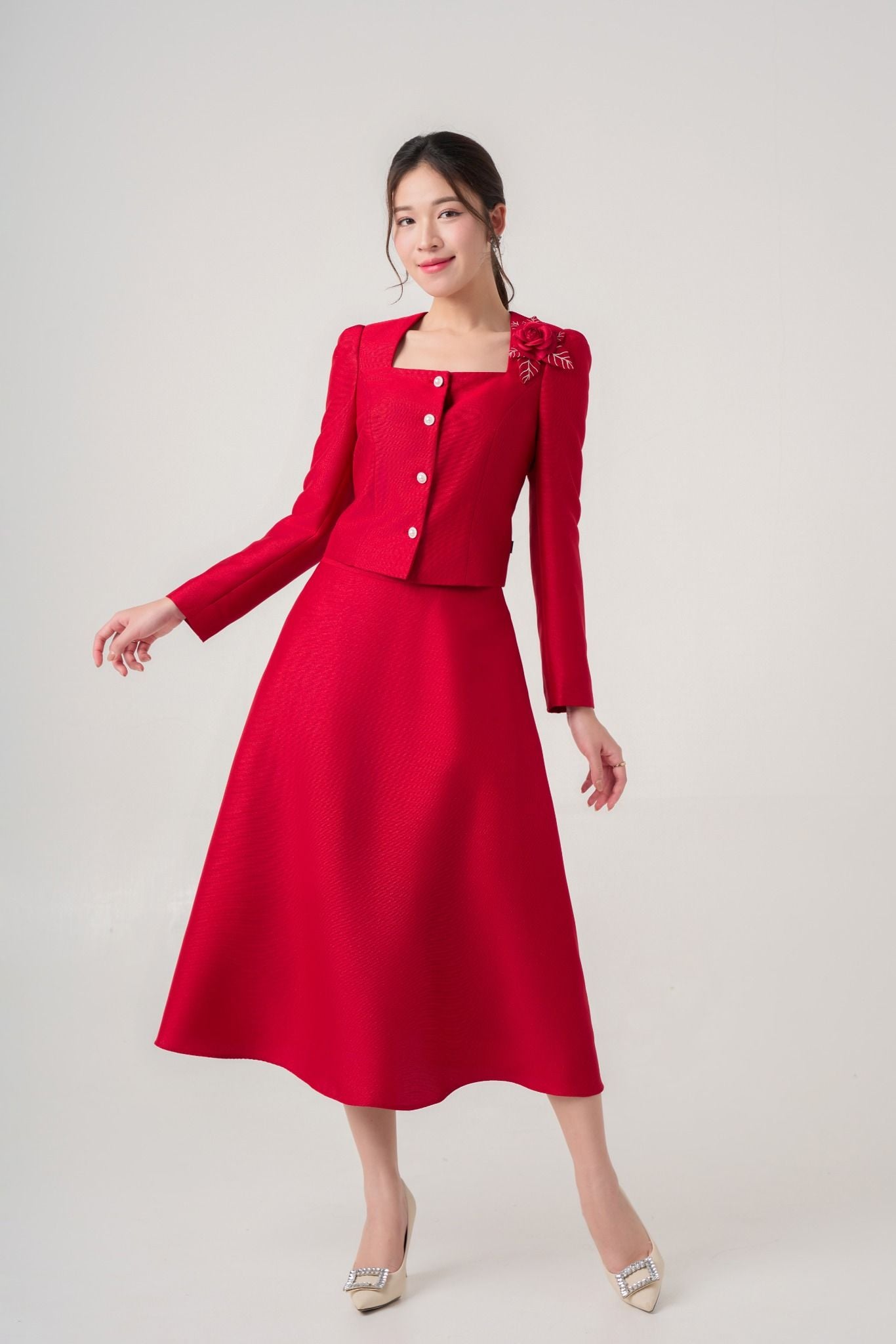 Bộ áo khoác váy nữ May 10 mã 030225017GZ VK169