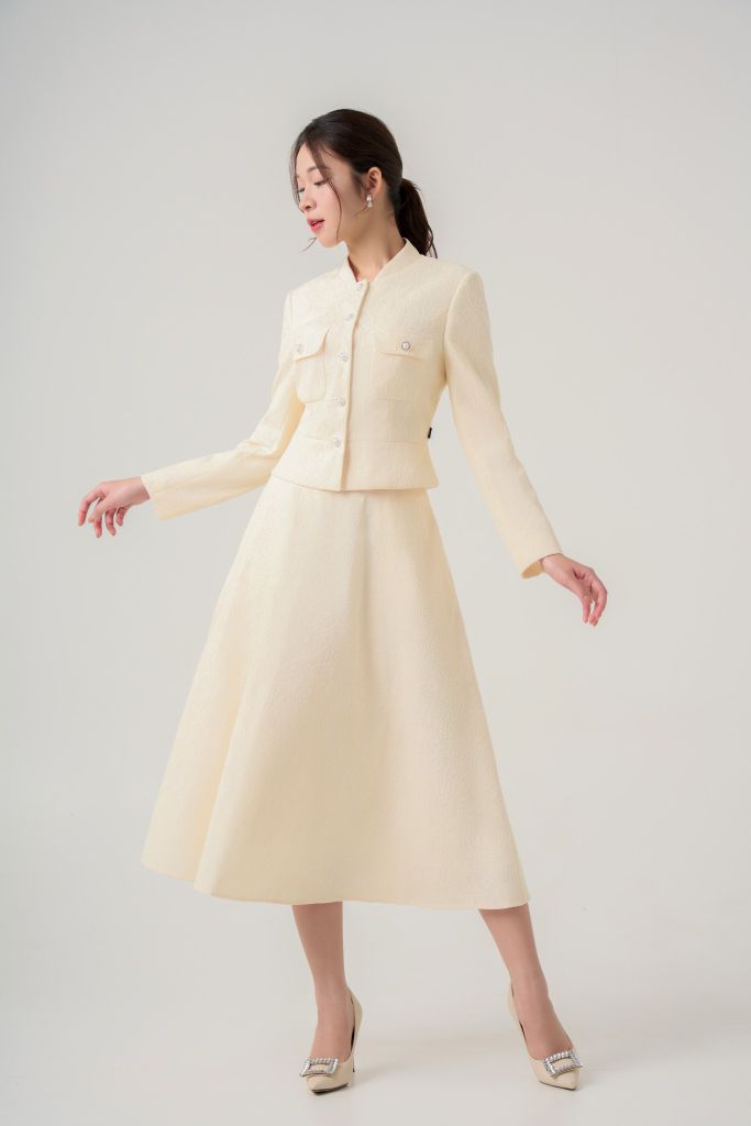 Bộ áo khoác váy nữ May 10 mã 030225020GZ VK205