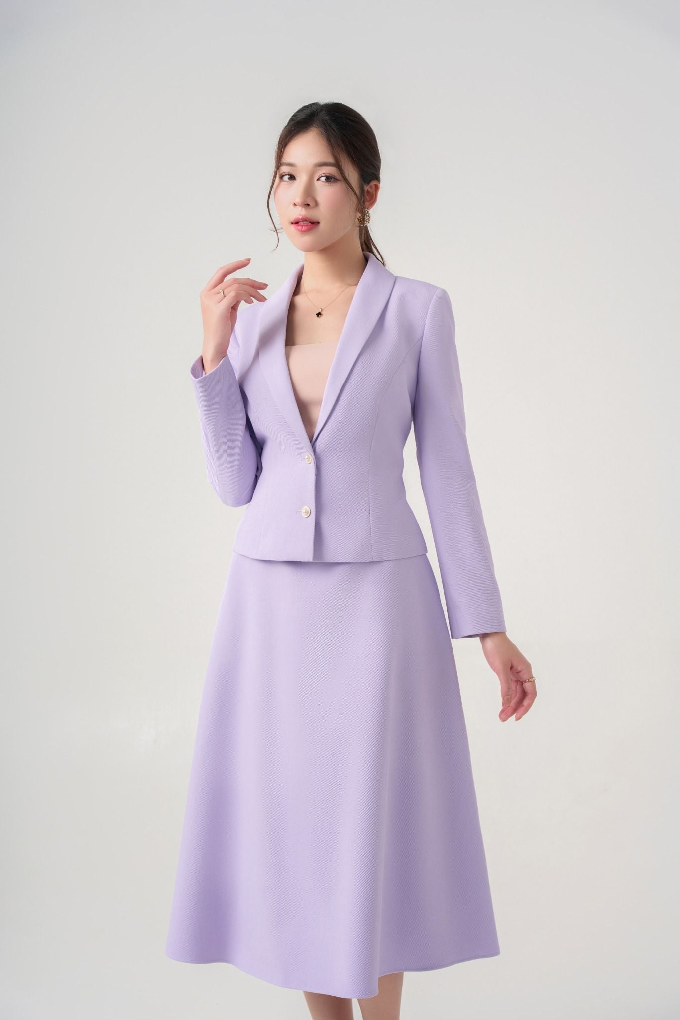 Bộ Veston nữ May 10 mã 040224358 VK052