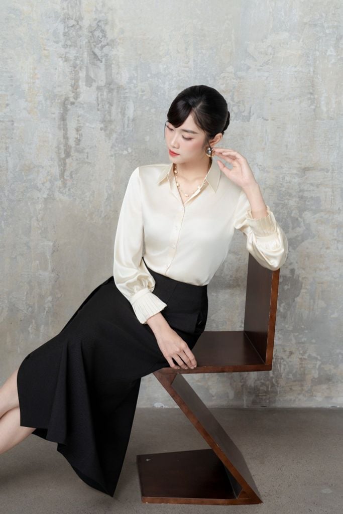 Chân váy nữ GrusZ mã 050225125GZ NT018
