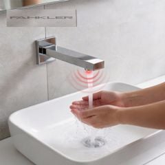 Vòi Cảm Ứng Âm Tường Vuông FAHKLER 6211A