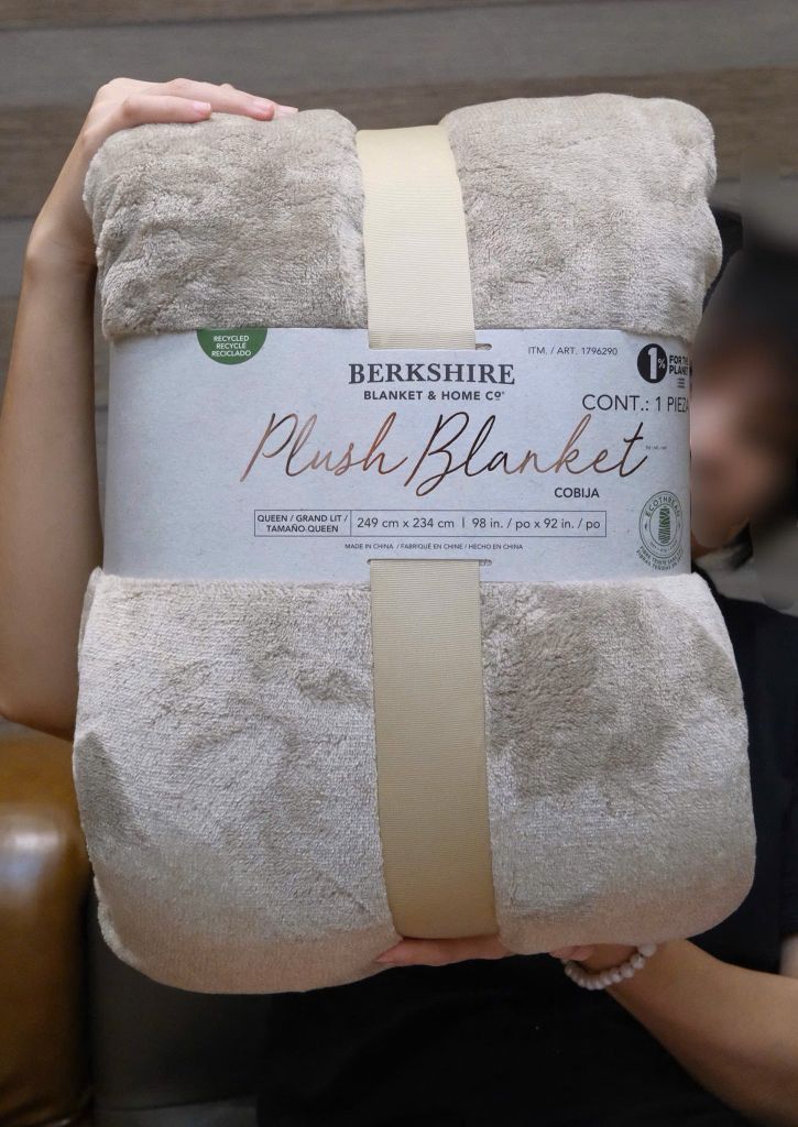 Chăn Lông Tuyết Berkshire Plush Blanket Của Mỹ