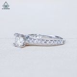  RX443 6.5mm Nhẫn nữ viền đá chấu đôi 