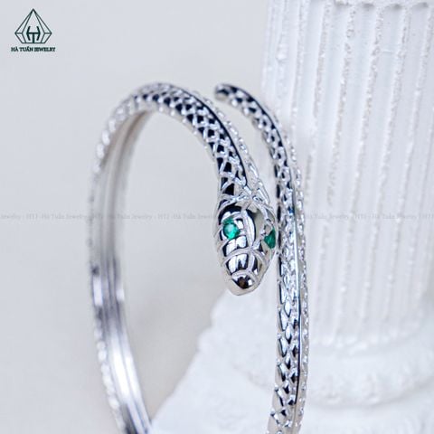 B015 Vòng tay rắn