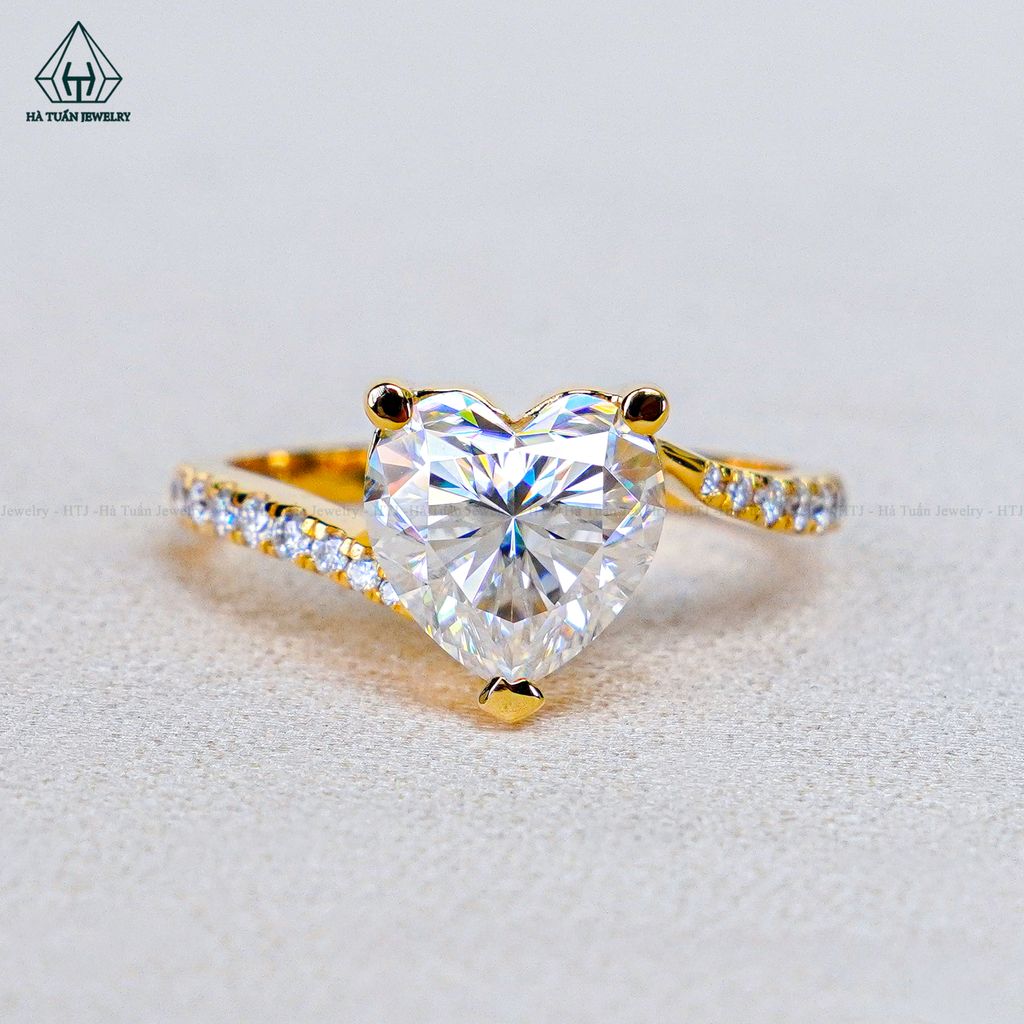 RG369 VV14K 8*8mm Heart