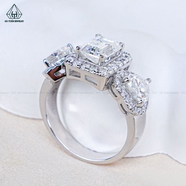  RG372 VT10K Emerald 6*8mm + Heart 6mm*2 