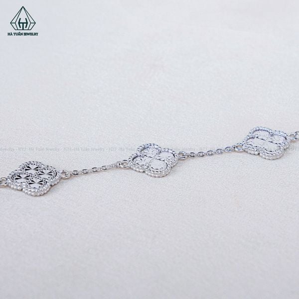  B031 Lắc tay cỏ 4 lá móc máy 
