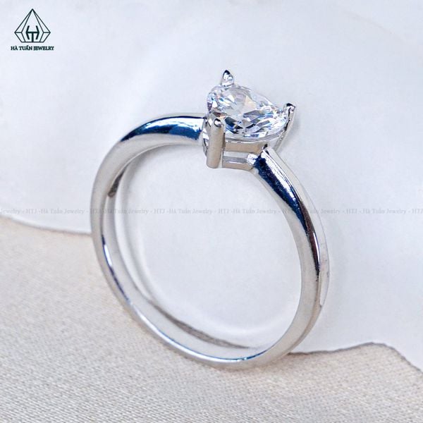  R012 Heart CZ 6mm Nhẫn nữ trơn tim 