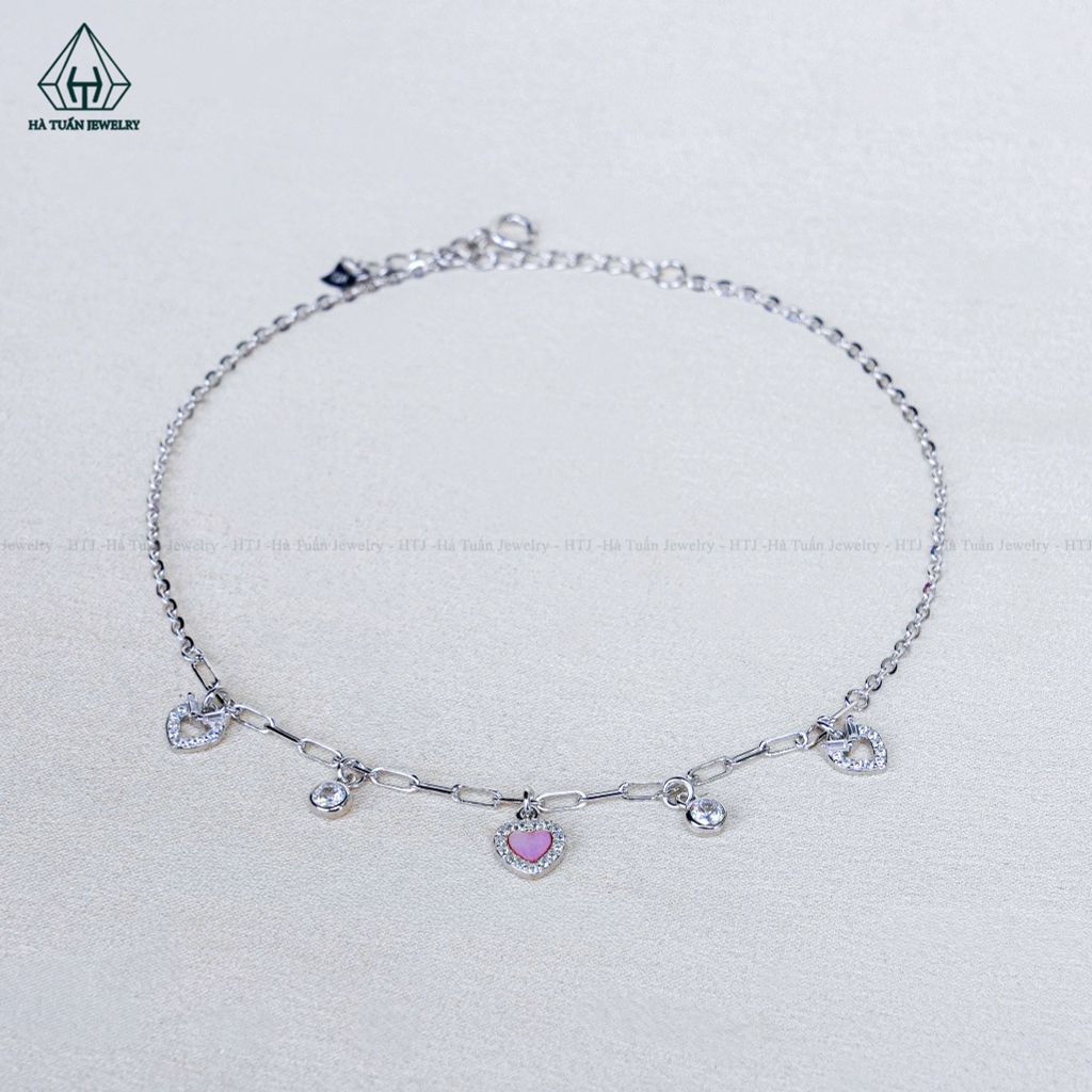 A469 Lắc chân trái tim hồng
