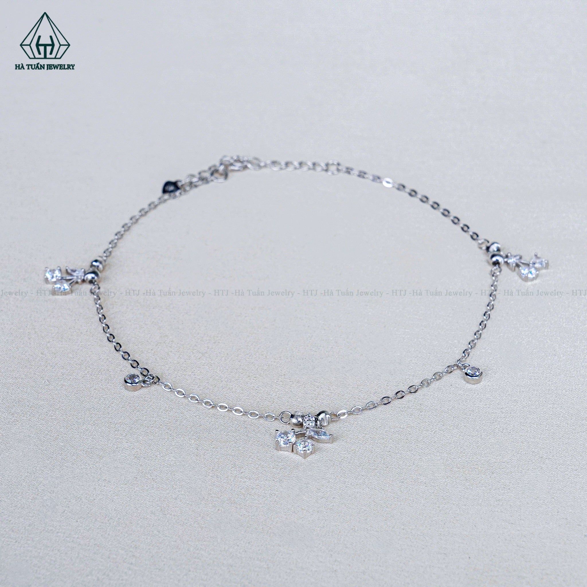  A476 Lắc chân cherry đá 