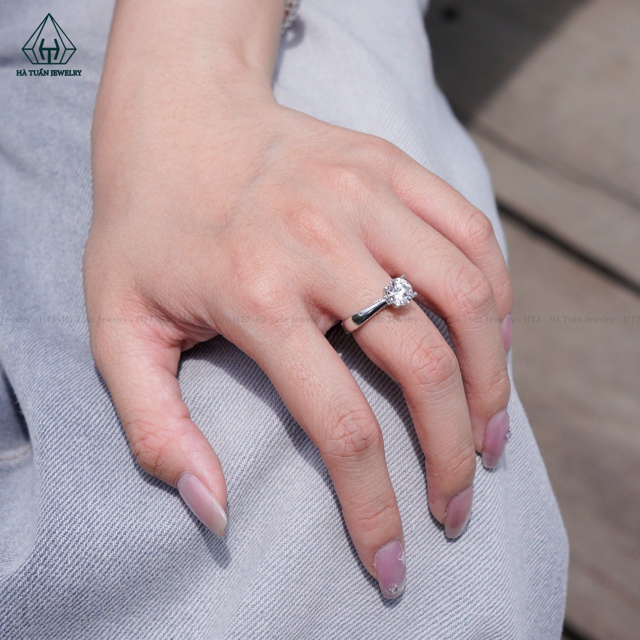  RX133 7.2mm Nhẫn 4 chấu viền đá hông 