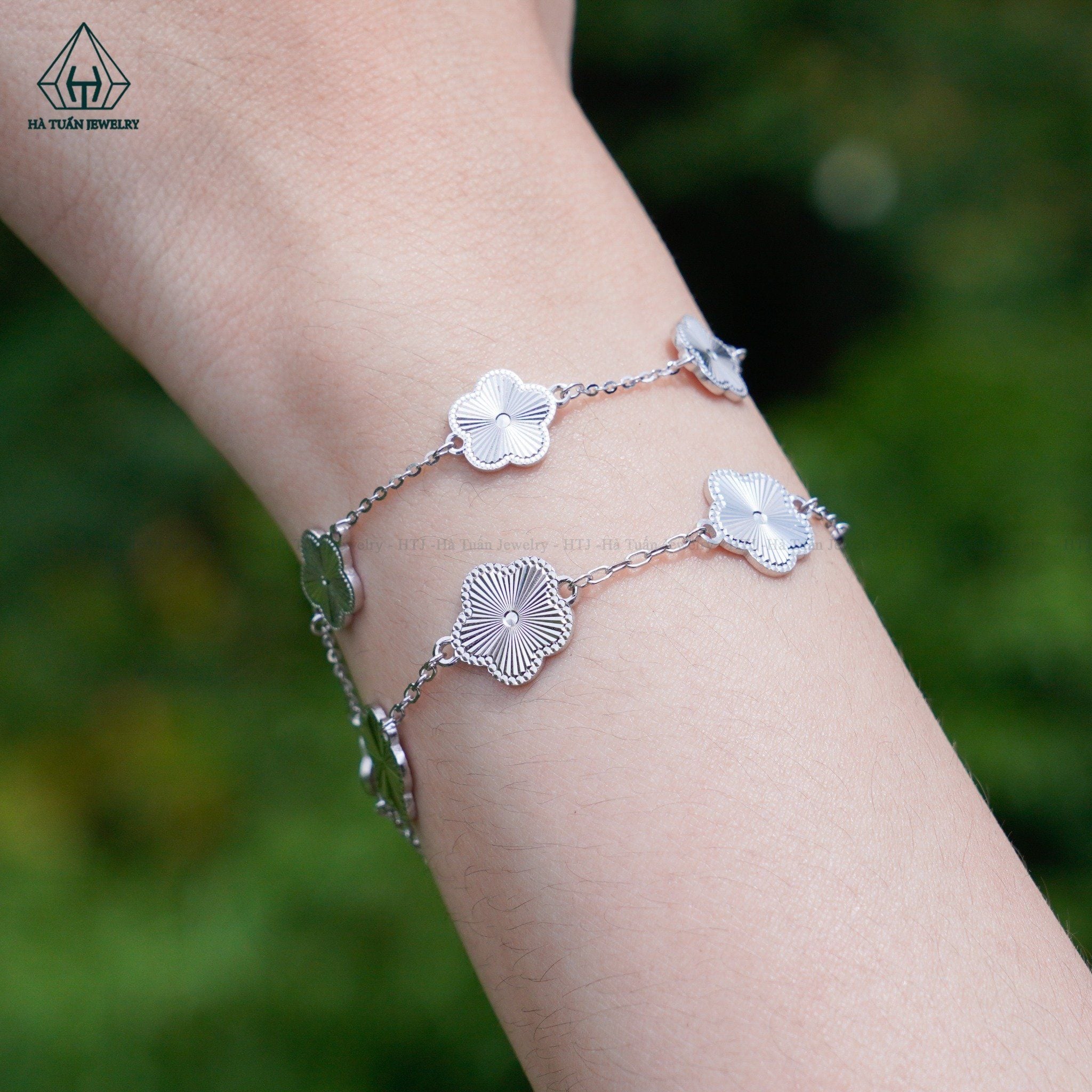  B017 Lắc tay 5 hoa 8mm 