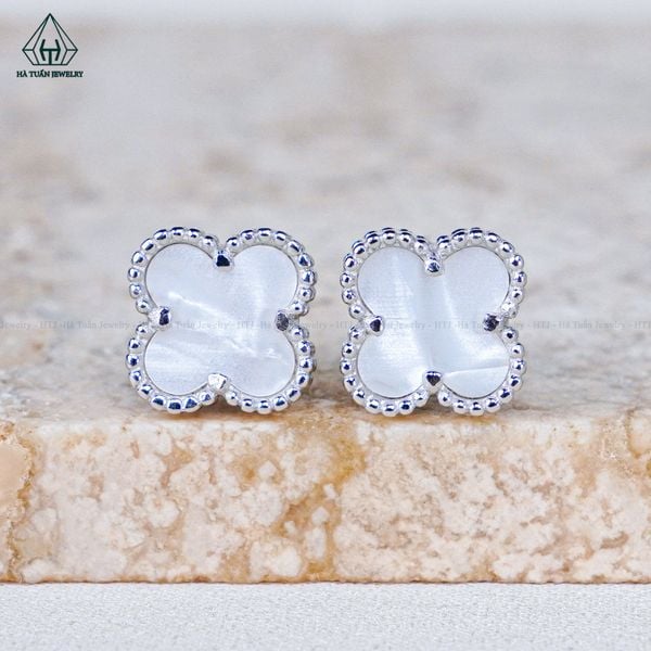  E085 Bông tai Va.n trắng 
