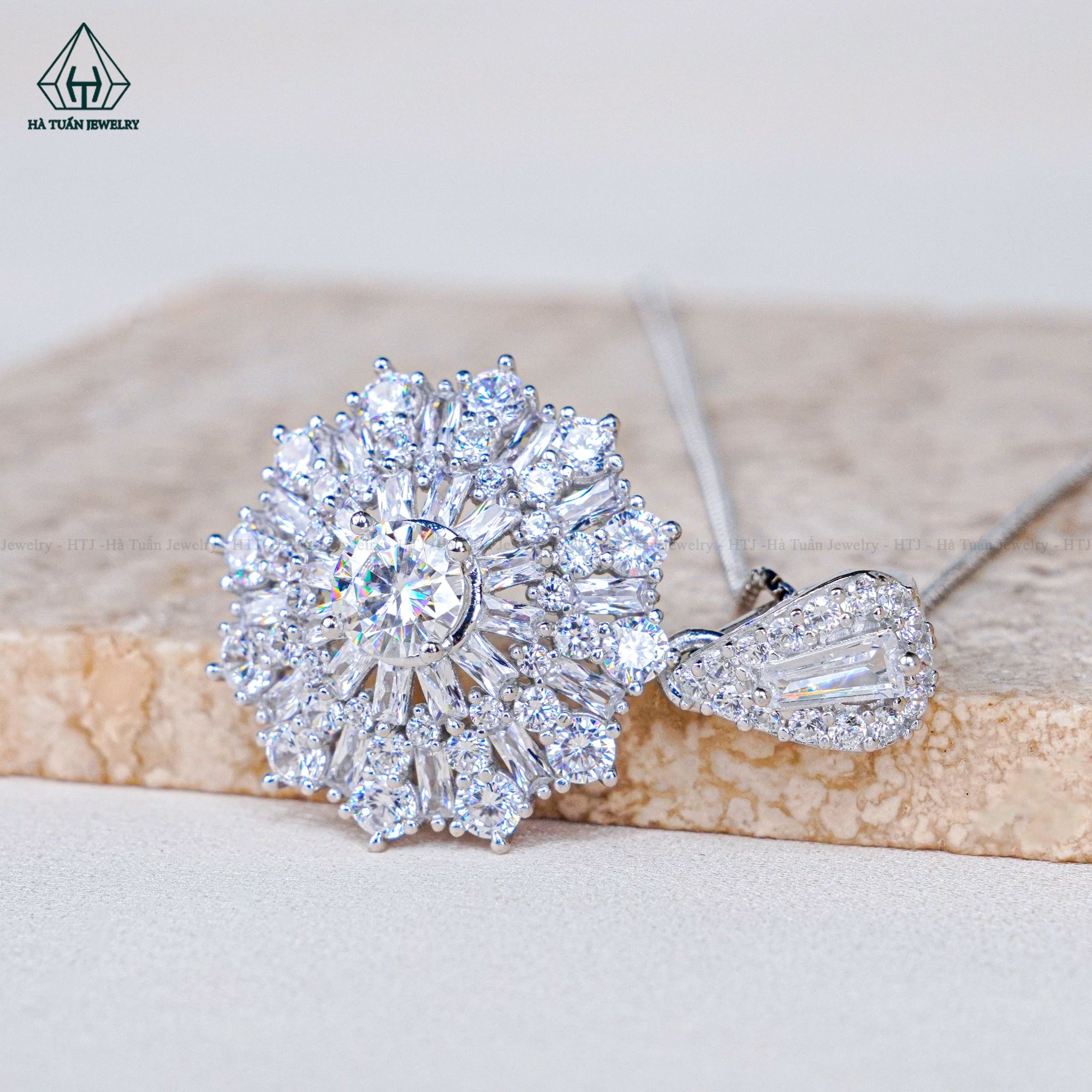  PX259 6mm Mặt dây chuyền phối baguette 