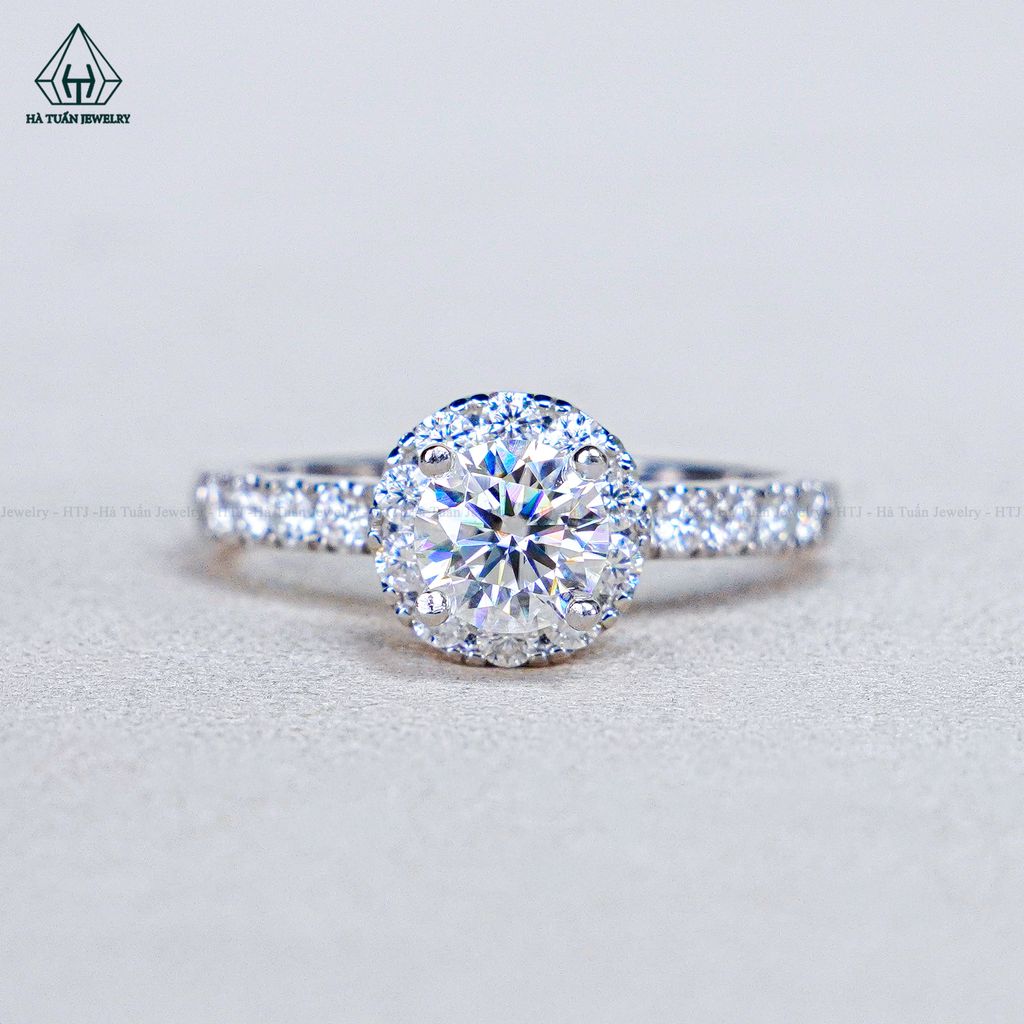 RX664 FULL MOIS 5.4mm Nhẫn nữ Halo tròn