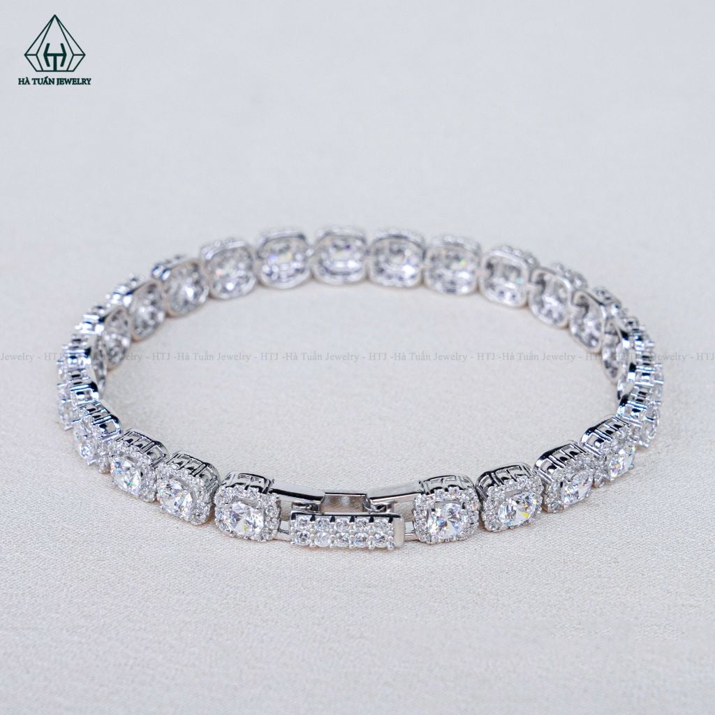 B037 Lắc tay halo vuông đá 4mm