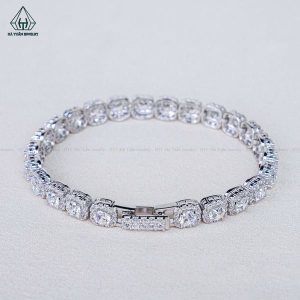 B037 Lắc tay halo vuông đá 