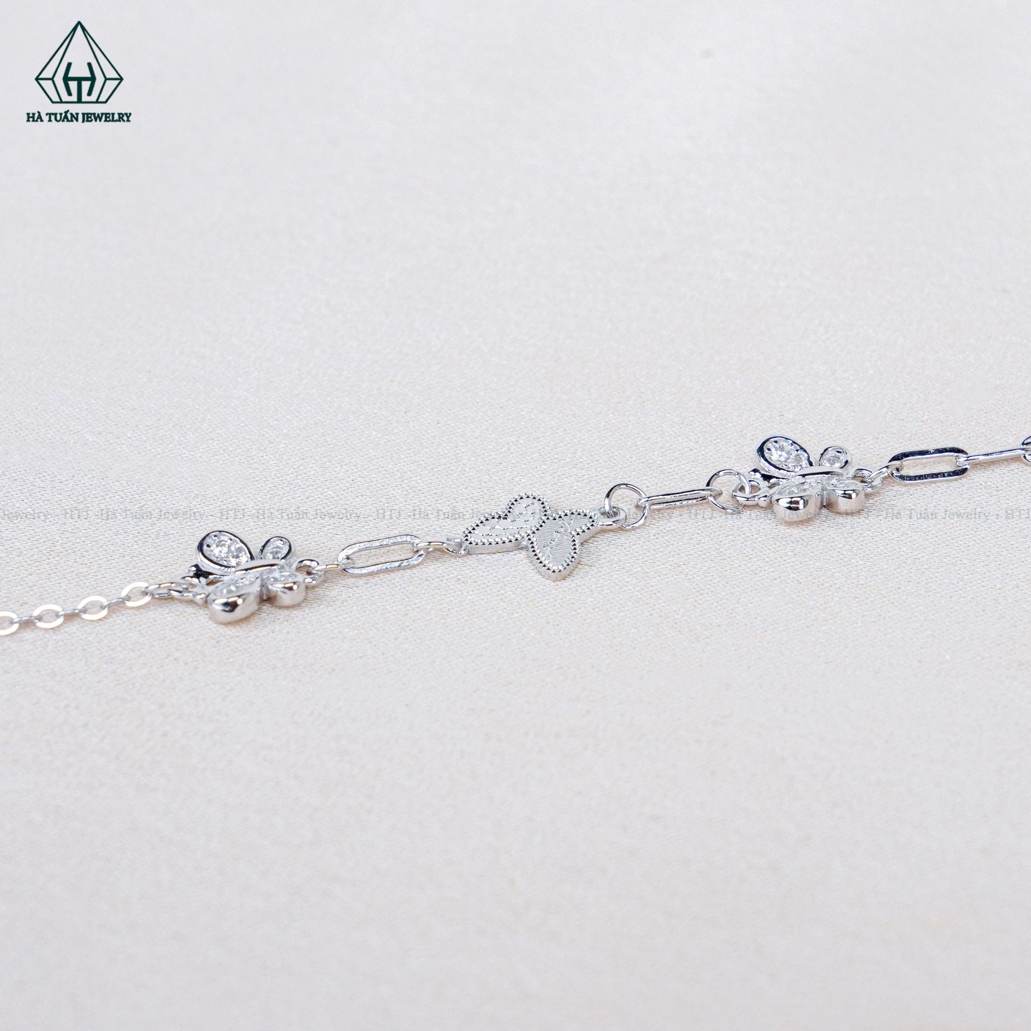  B040 Lắc tay bướm 