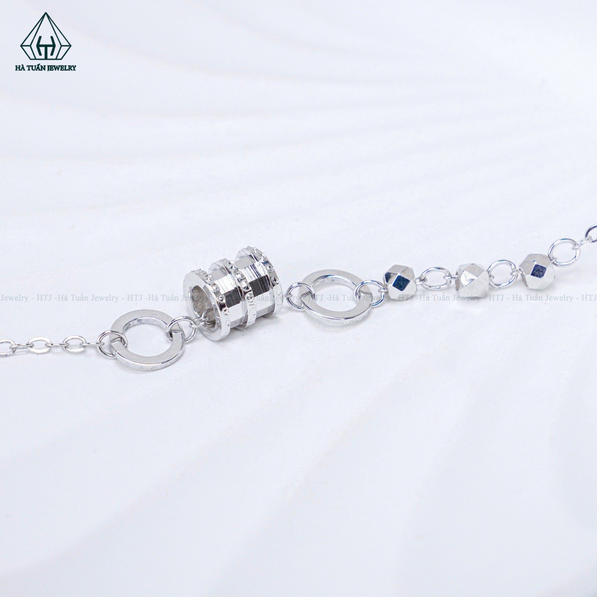  B043 Lắc tay trụ 