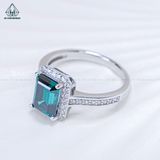  RX584 Nhẫn nữ halo Emerald 6*8mm xanh lá 