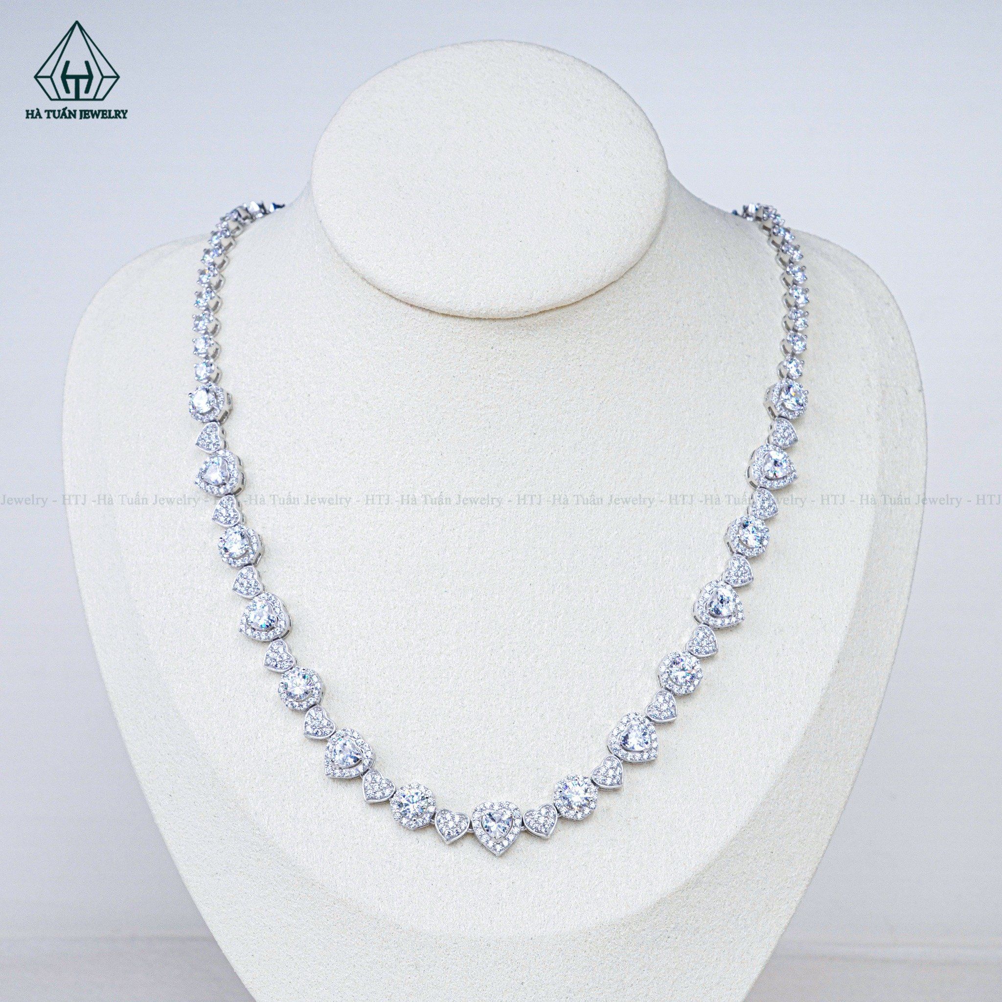  N679 Dây mặt liền trái tim 