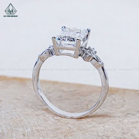 RG385 VT14K Emerald 6*8mm